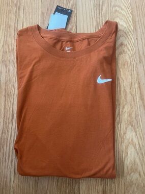 Nike Men’s Orange Crewneck Long Sleeve Tee with White Swoosh XXL